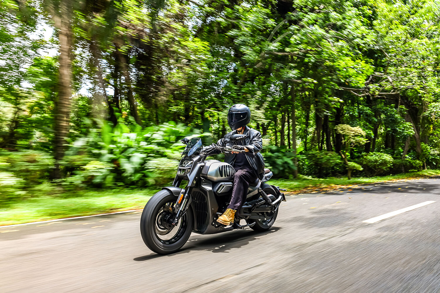 Product materials - VICTORIA MOTORRAD_