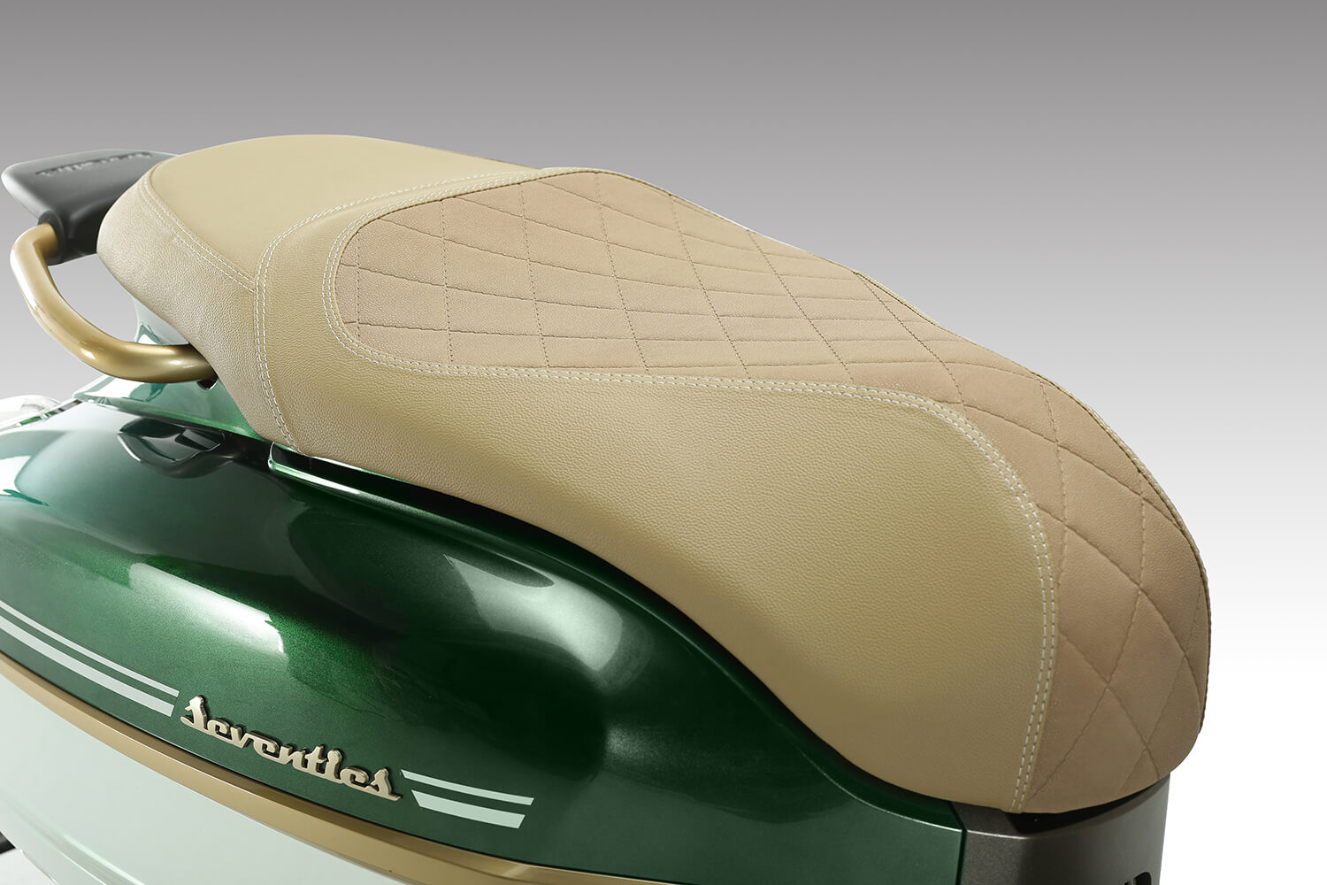 Product materials - VICTORIA MOTORRAD_